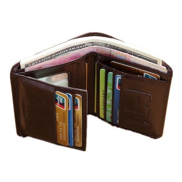 Slim Brown Leather Men's Bifold Wallet: Maximum Card Storage and Minimalist Design